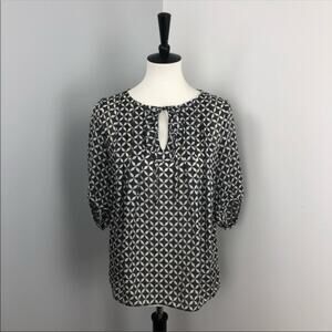 Club Monaco Satin Silk Ikat Short Sleeve Blouse XS Career Business Lightweight